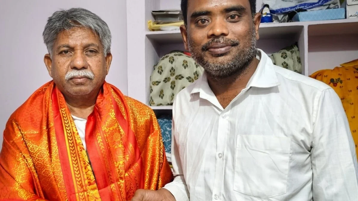  పద్మశ్రీ మందకృష్ణ మాదిగకు జన్మదిన శుభాకాంక్షలు తెలిపిన  గిద్దె రాజేష్ 