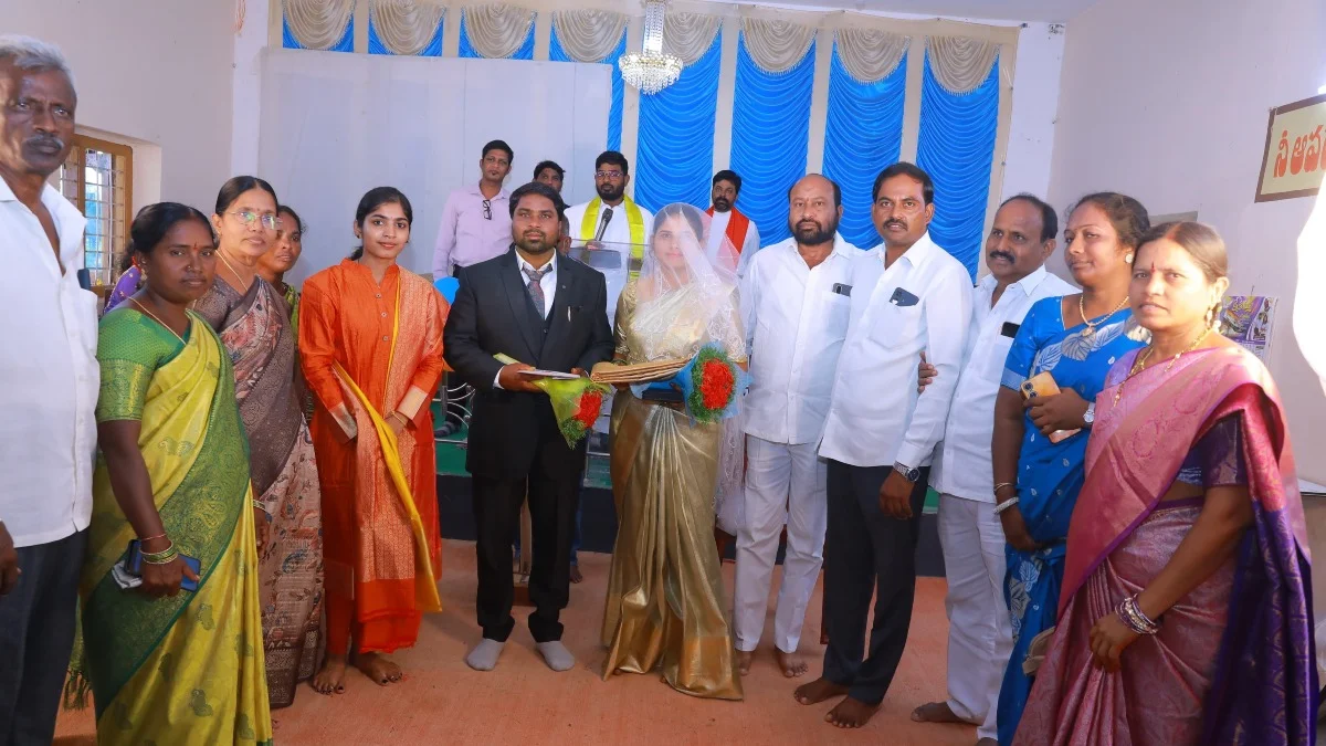 నాంచారి మడూర్ సర్పంచ్ రమేష్ వివాహ వేడుకలో పాల్గొన్న ఎమ్మెల్యే యశస్విని రెడ్డి