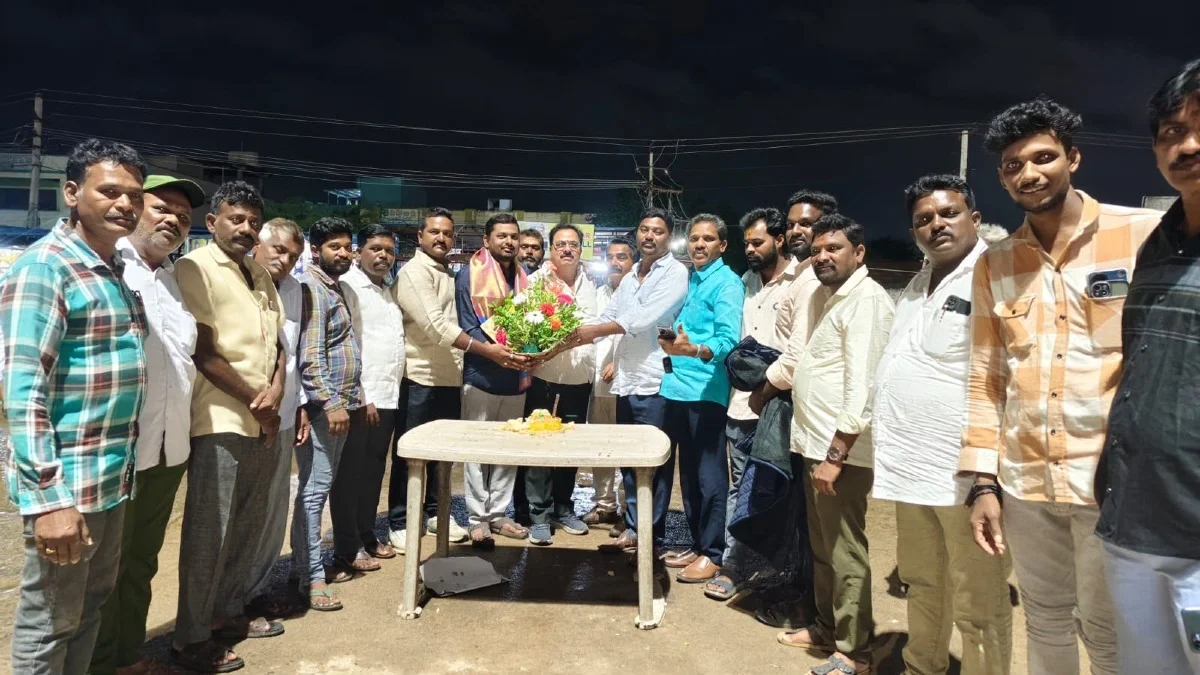 ఘనంగా కుంభం శివపటేల్ జన్మ దిన వేడుకలు 