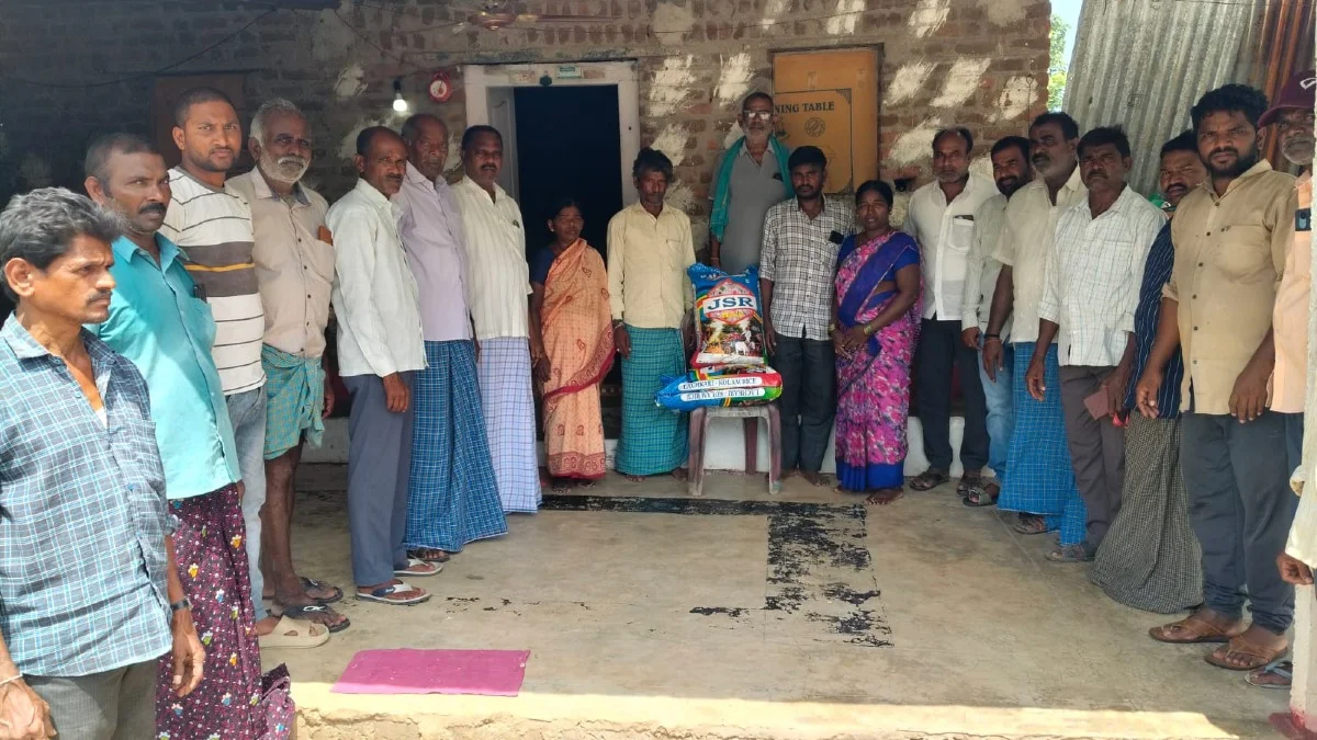 బాధిత కుటుంబాలకు అండగా SRR ఫౌండేషన్ చైర్మన్ పరుపాటి శ్రీనివాస్ రెడ్డి