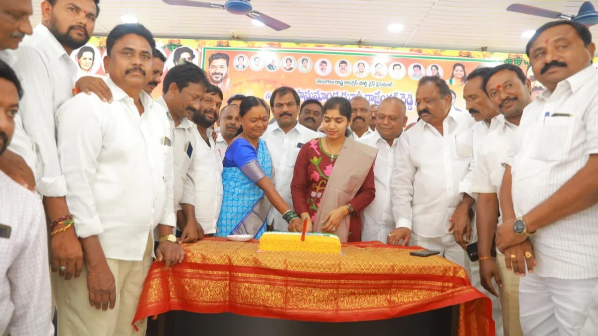 ఘనంగా ఝాన్సీ రాజేందర్ రెడ్డి వివాహ వార్షికోత్సవ వేడుకలు