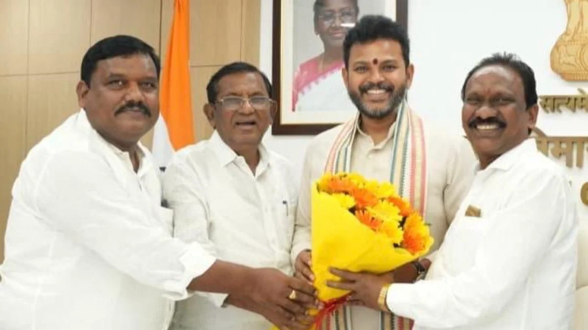 కేంద్ర మంత్రి రామ్మోహన్ నాయుడిని కలిసిన తెలంగాణ బీజేపీ బృందం