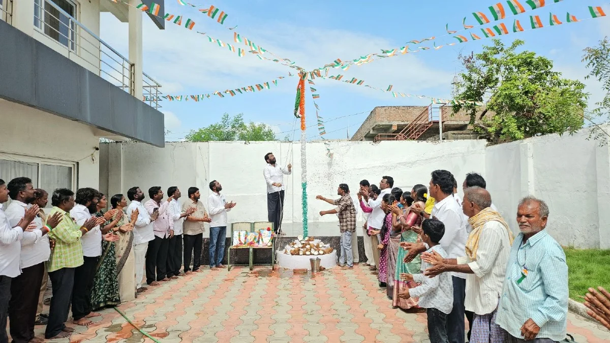 నందనం సొసైటీలో ఘనంగా 80వ స్వాతంత్ర్య దినోత్సవ వేడుకలు