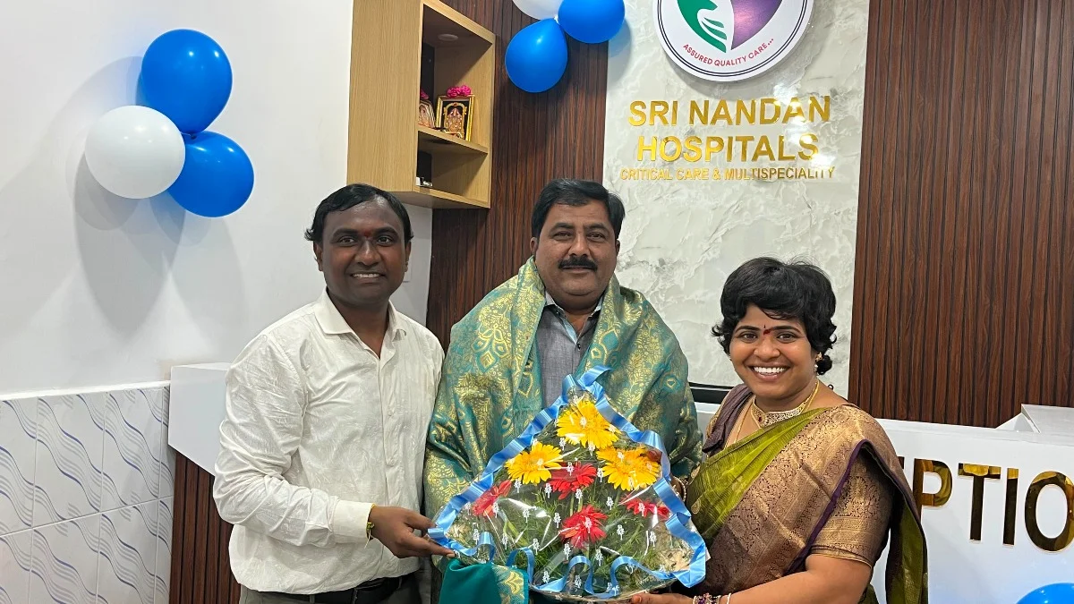 నందన్ హాస్పిటల్ ప్రారంభోత్సవంలో డీసీసీ అధ్యక్షుడు మహమ్మద్ అయూబ్