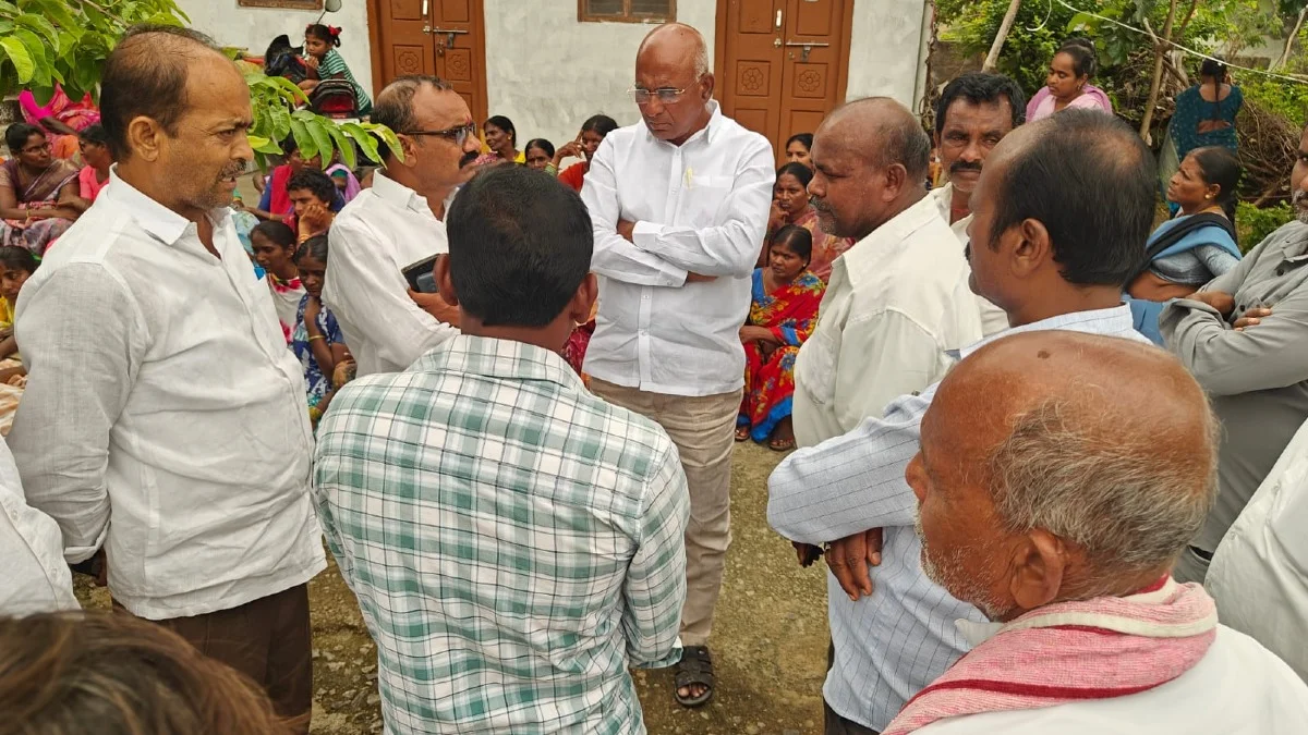 బిట్టు పార్ధీవ దేహానికి నివాళులు అర్పించిన బీఆర్ఎస్ నాయకులు