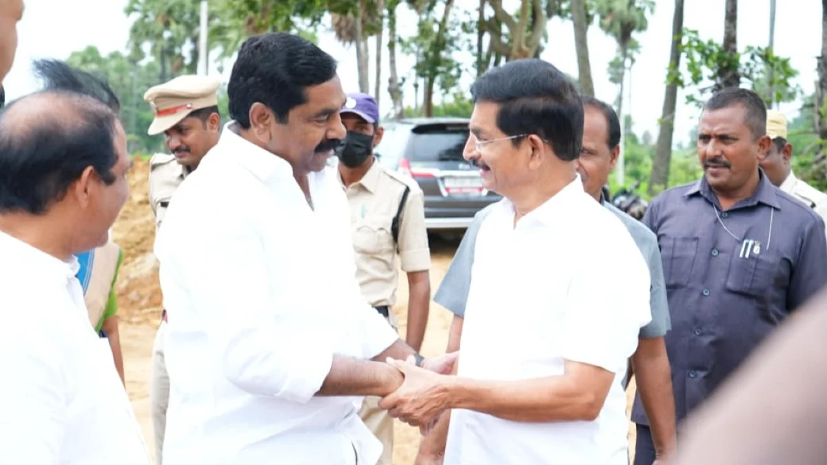 వేం నరేందర్ రెడ్డిని మర్యాదపూర్వకంగా కలిసిన ఎమ్మెల్యే కేఆర్ నాగరాజు