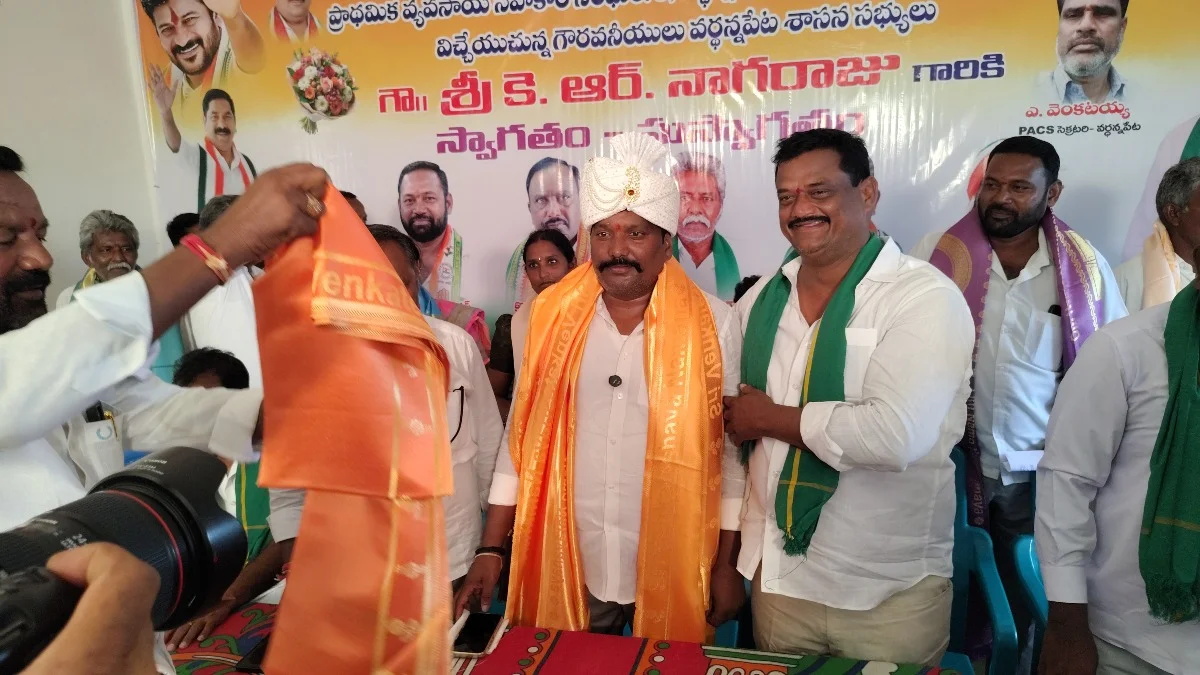 అంగరంగ వైభవంగా PACS చైర్మన్ అబ్బిడి రాజిరెడ్డి ప్రమాణ స్వీకారం